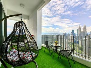 The Luxe Colony KLCC By AZHA