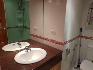 5th Floor Condo Jomtien Beach - Sleeps 2