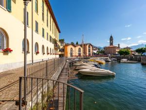Apartment Lago e Sole by Interhome
