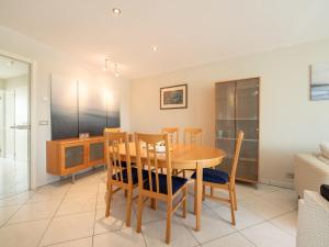 Apartment Queen Mary 505 with parking by Interhome