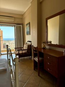 "Twin Apartments" in Kyparissia