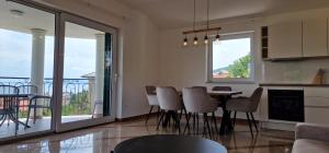 Apartment Villa Maria 10 with swimming pool