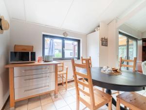 Holiday Home Reynaertpark with parking by Interhome