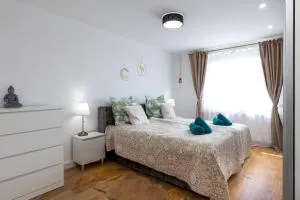 Schönes, modernes Apartment mit zwei Schlafzimmern - zentral mit Balkon für 6 Personen - 蒙塔鲍尔