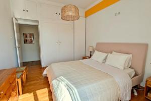 Unique cozy apartment-Athenian modernism