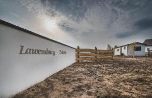 Lawendowy Zakątek 3 domek z balią