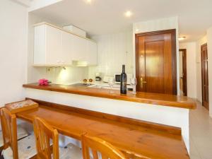 Apartment Zeus-5 by Interhome