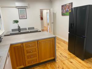 Beautiful 3 Bedrooms BNB between Airport and Sea