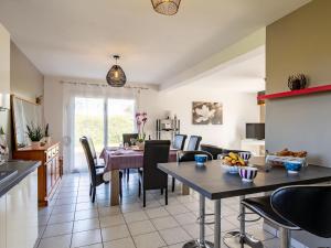 Maisons de vacances Holiday Home Chez Patricia et Patrice by Interhome : photos des chambres