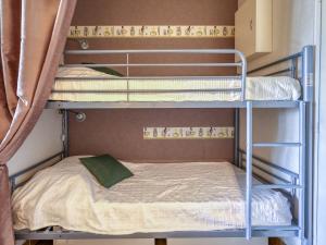 Studio Les Hauts du Port-5 by Interhome