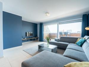 Apartment Parklane with parking by Interhome