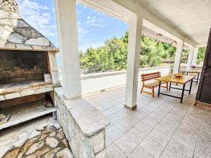 Apartment Octopus-5 by Interhome