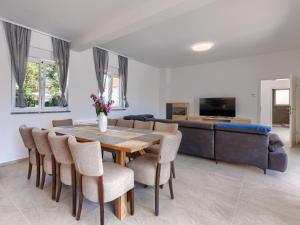 Villa Kliska by Interhome