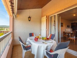 Apartment Les myrtilles-2 by Interhome