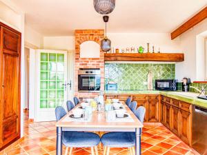 Maisons de vacances Holiday Home Le Belvedere d-Estelle by Interhome : photos des chambres