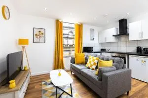 Modern 1-bedroom apartment near the Train Station - Heckmondwike