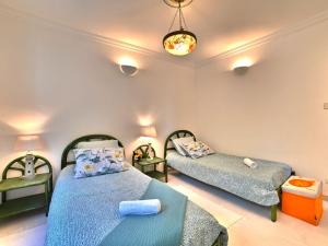 Maisons de vacances Holiday Home L-Horizon A by Interhome : photos des chambres