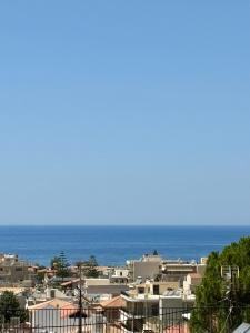 "Twin Apartments" in Kyparissia