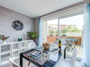 Apartment Les Marines-10 by Interhome
