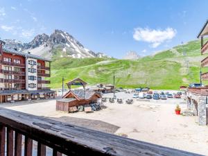 Studio Rond Point des Pistes - Val Claret-22 by Interhome