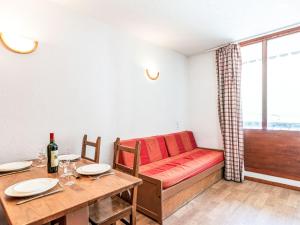 Studio Rond Point des Pistes - Val Claret-22 by Interhome