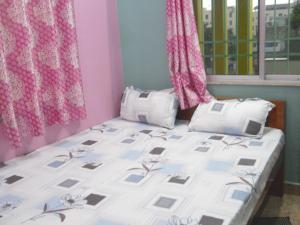 Roy Guest House
