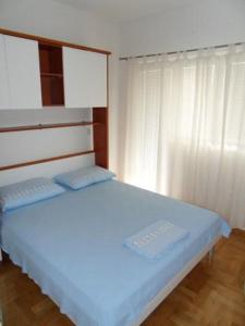 Villa Seaview Divna Beachfront 