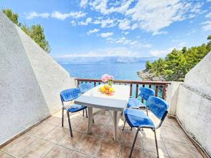 Apartment Octopus-3 by Interhome