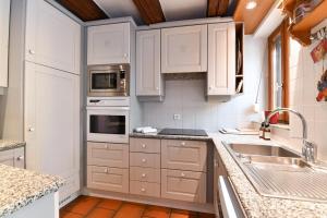 Maisons de vacances Manala - Maison avec Terrasse : photos des chambres