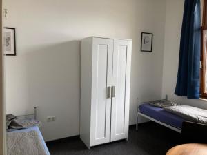 Große Handwerkerwohnung in Walle