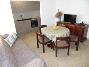 Villa Seaview Divna Beachfront