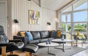 Beautiful Home In Hemmet With Kitchen