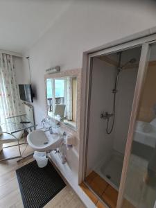 B&B Hallstatt Lake OBERTRAUN self check in