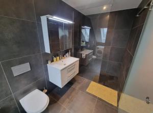 Maison neuve indépendante louée spécialement pour les vacances