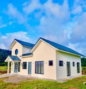 Villa Kamila - Padang Endau