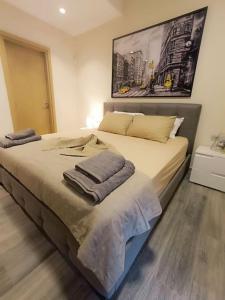 The Twins Apartment 2