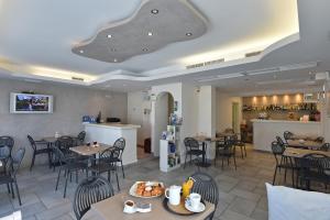 Alexandros Apartments Paros Greece