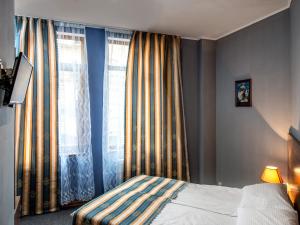 Lviv Central Jam Hotel