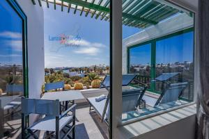 House of the Horizon Playa Las Cucharas VV penthouse with sea & pool view AIRCON