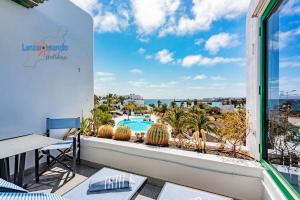 House of the Horizon Playa Las Cucharas VV penthouse with sea & pool view AIRCON