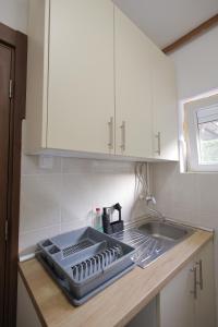 Vila sa Bazenom, Horizont