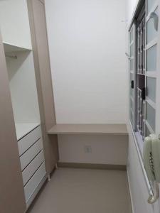 Local acomoda um casal e mais um, próximo ao sesc