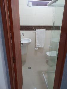 Local acomoda um casal e mais um, próximo ao sesc