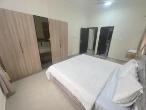Golden Seasons Furnished Apartment 8