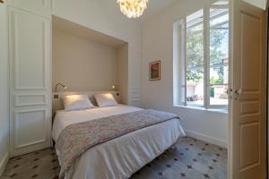 Villas Villa entre Arles et les Alpilles avec piscine : photos des chambres