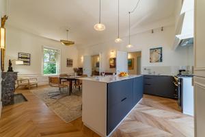 Villas Villa entre Arles et les Alpilles avec piscine : photos des chambres