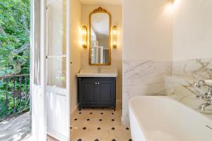 Villas Villa entre Arles et les Alpilles avec piscine : photos des chambres