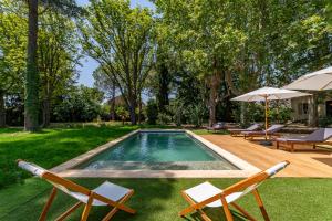 Villas Villa entre Arles et les Alpilles avec piscine : photos des chambres