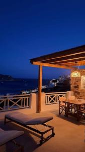 Anemone III house w Private Pool 5 minute from beach