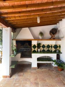 Casa con terraza, piscina y zona barbacoa